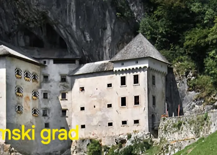 Apartma Bogi شقة كْرانْيِسكا غورا